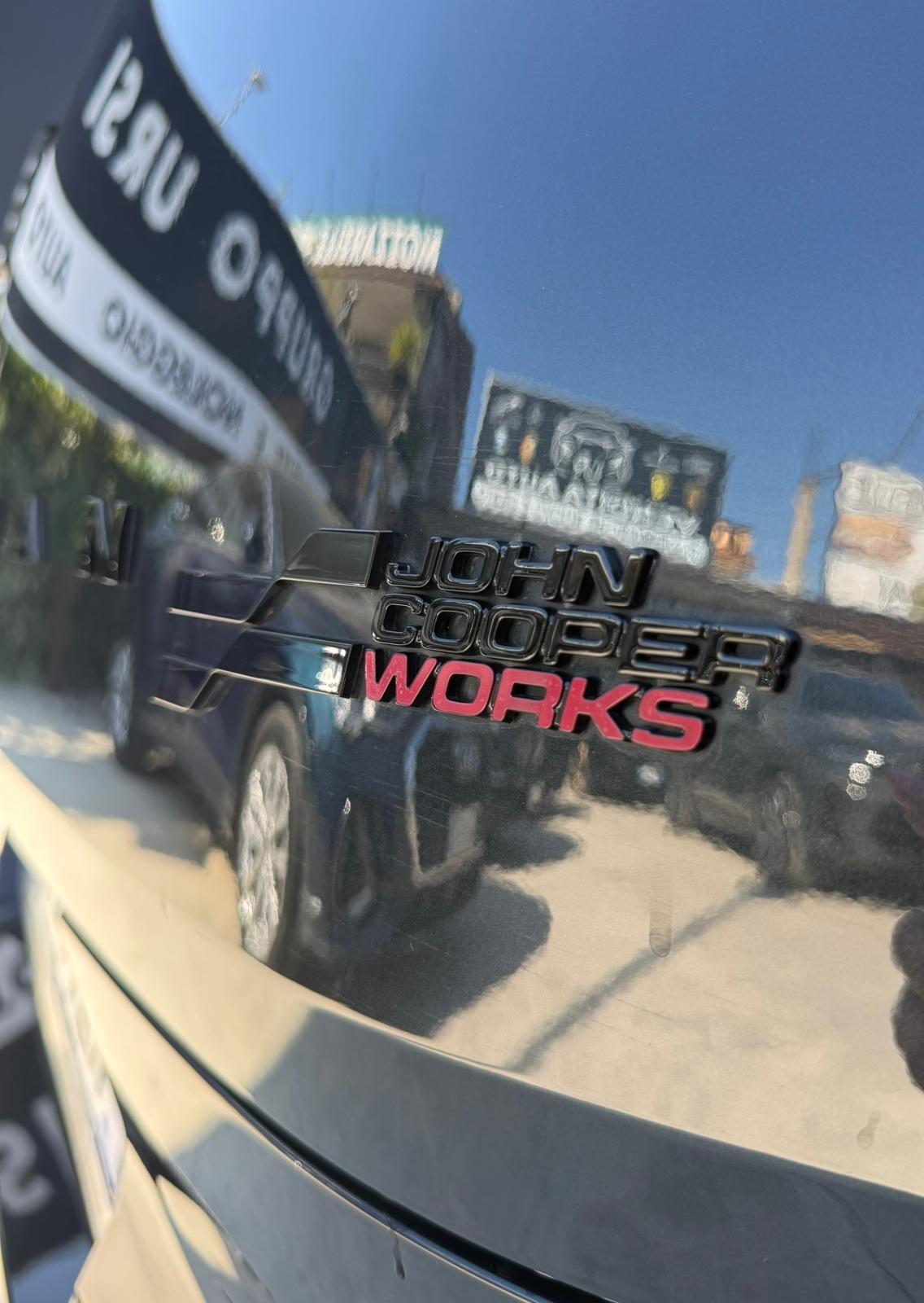 Mini John Cooper Works Countryman ALL4 JCW