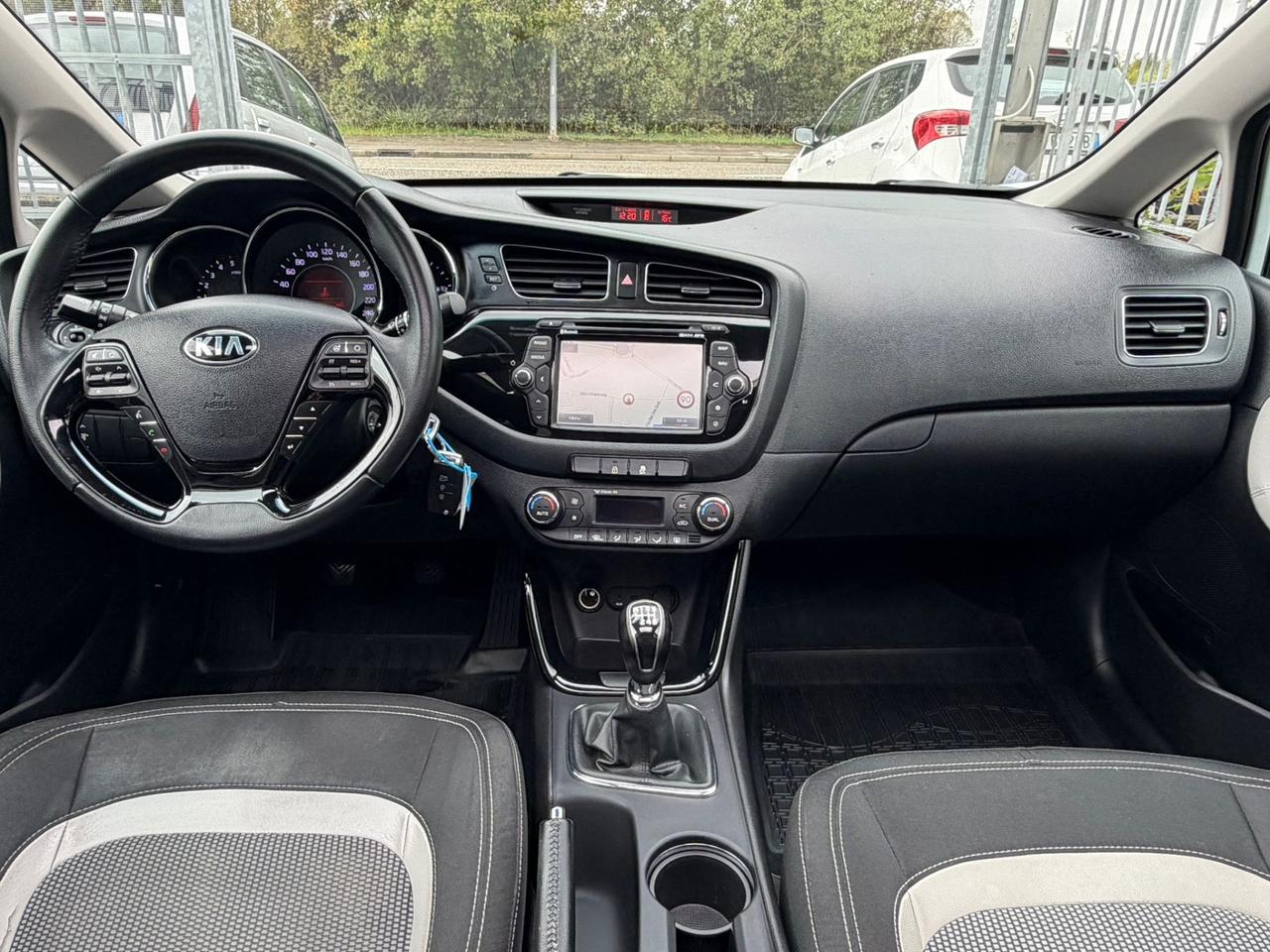 Kia Ceed cee'd 1.6 CRDi 110 CV 5 porte Cool