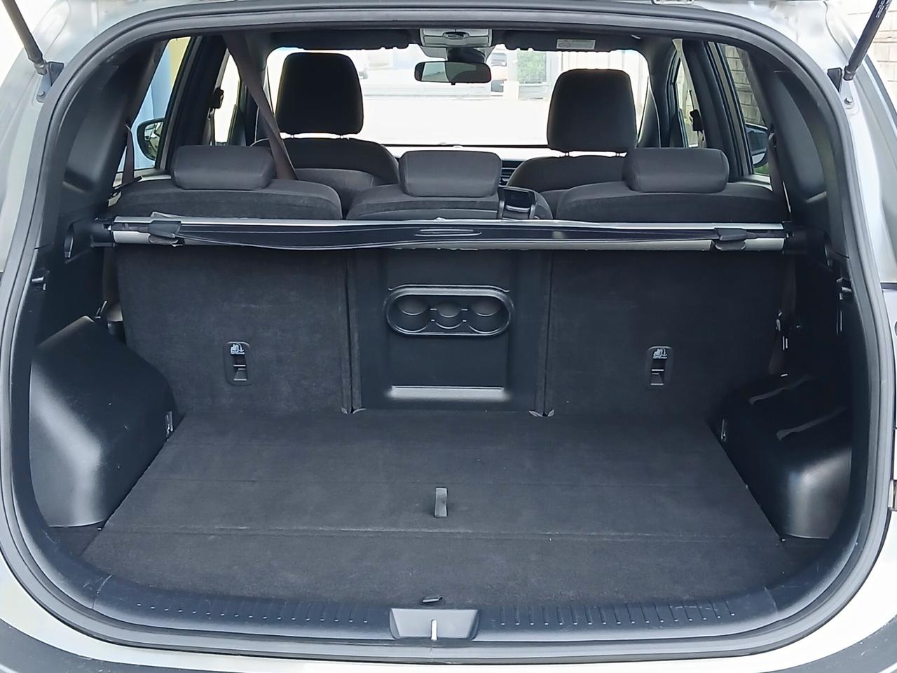 Kia Carens Class EURO 6B
