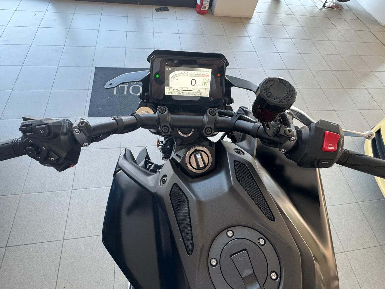Yamaha MT-09 Y-AMT