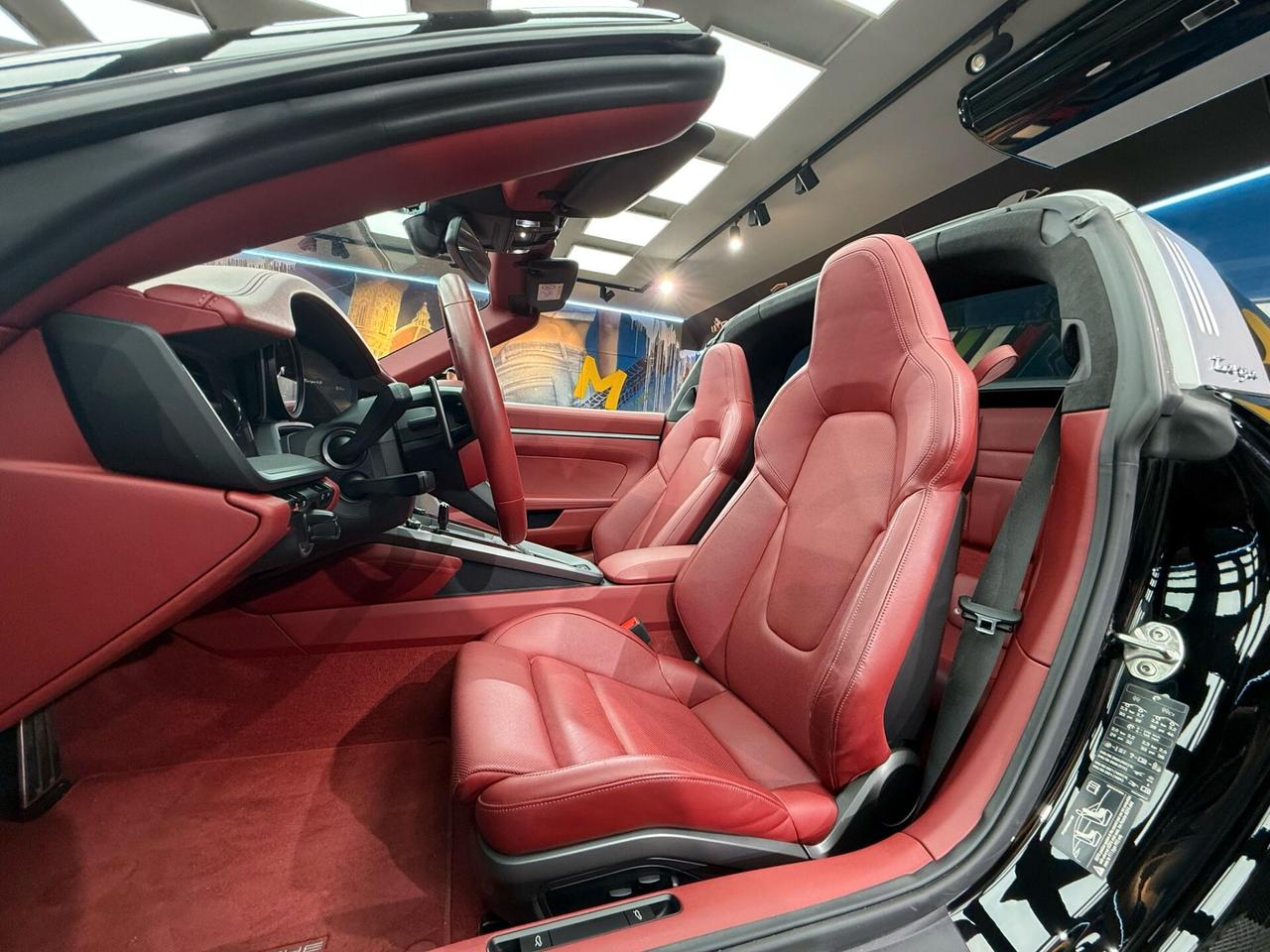 Porsche 911 Targa 3.0 4S auto (238)