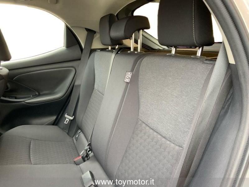 Toyota Yaris 4ª serie 1.5 Hybrid 5 porte Trend
