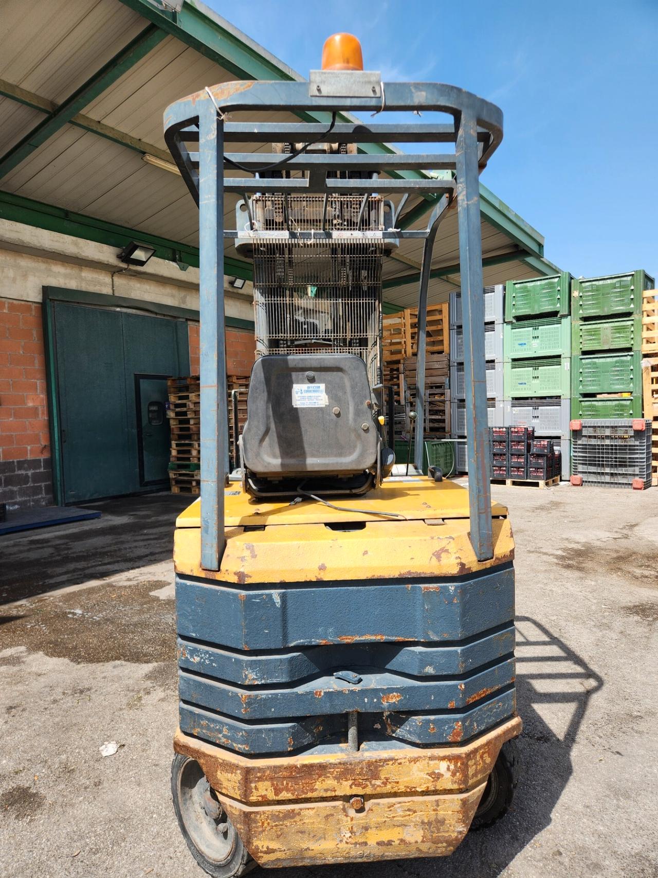 CARRELLO ELEVATORE CESAB MODELLO ECO KGA5