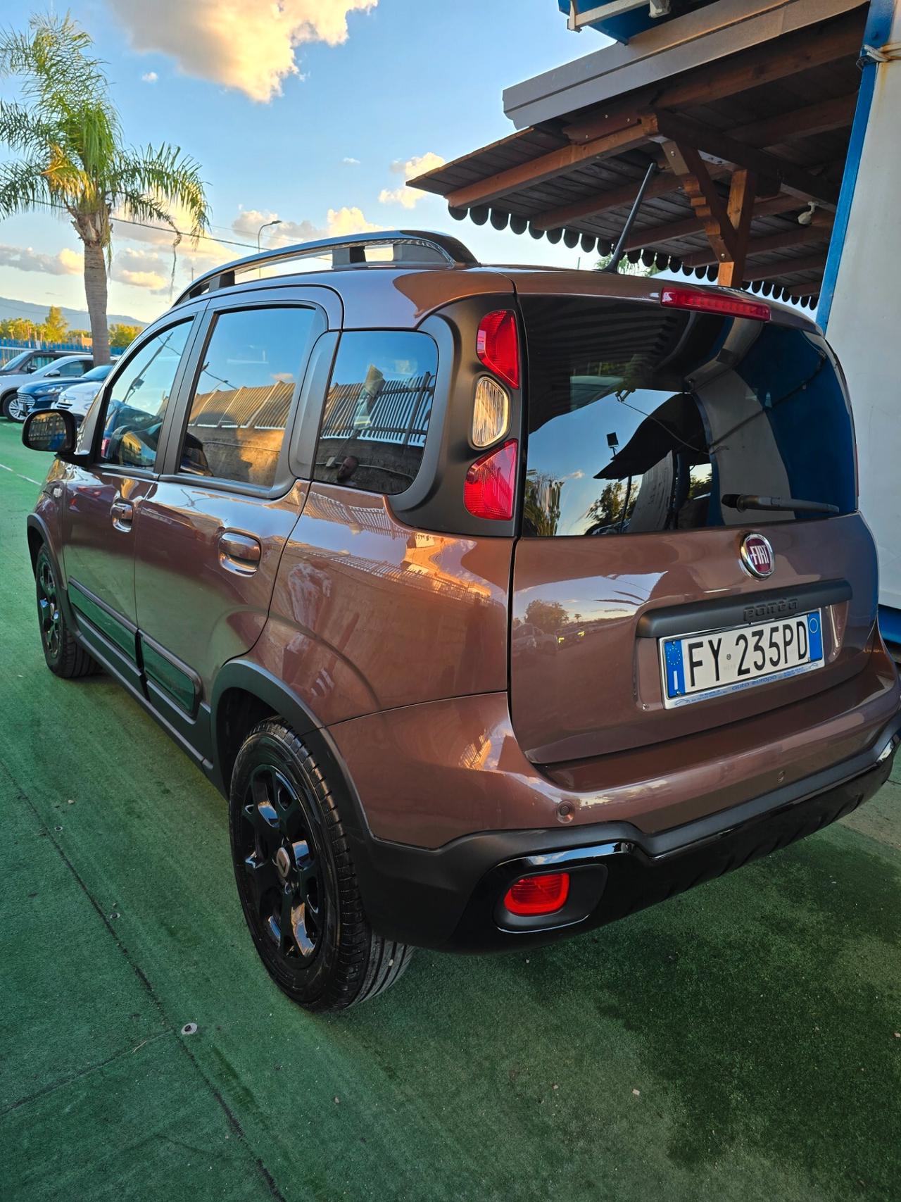 Fiat Panda 1.2 Trussardi city cross 2019