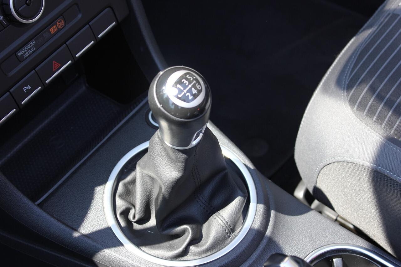 Volkswagen Maggiolino Cabrio R-CUP 1.4 TFSI 160CV NAVY UNICO PROPRIETARIO!!