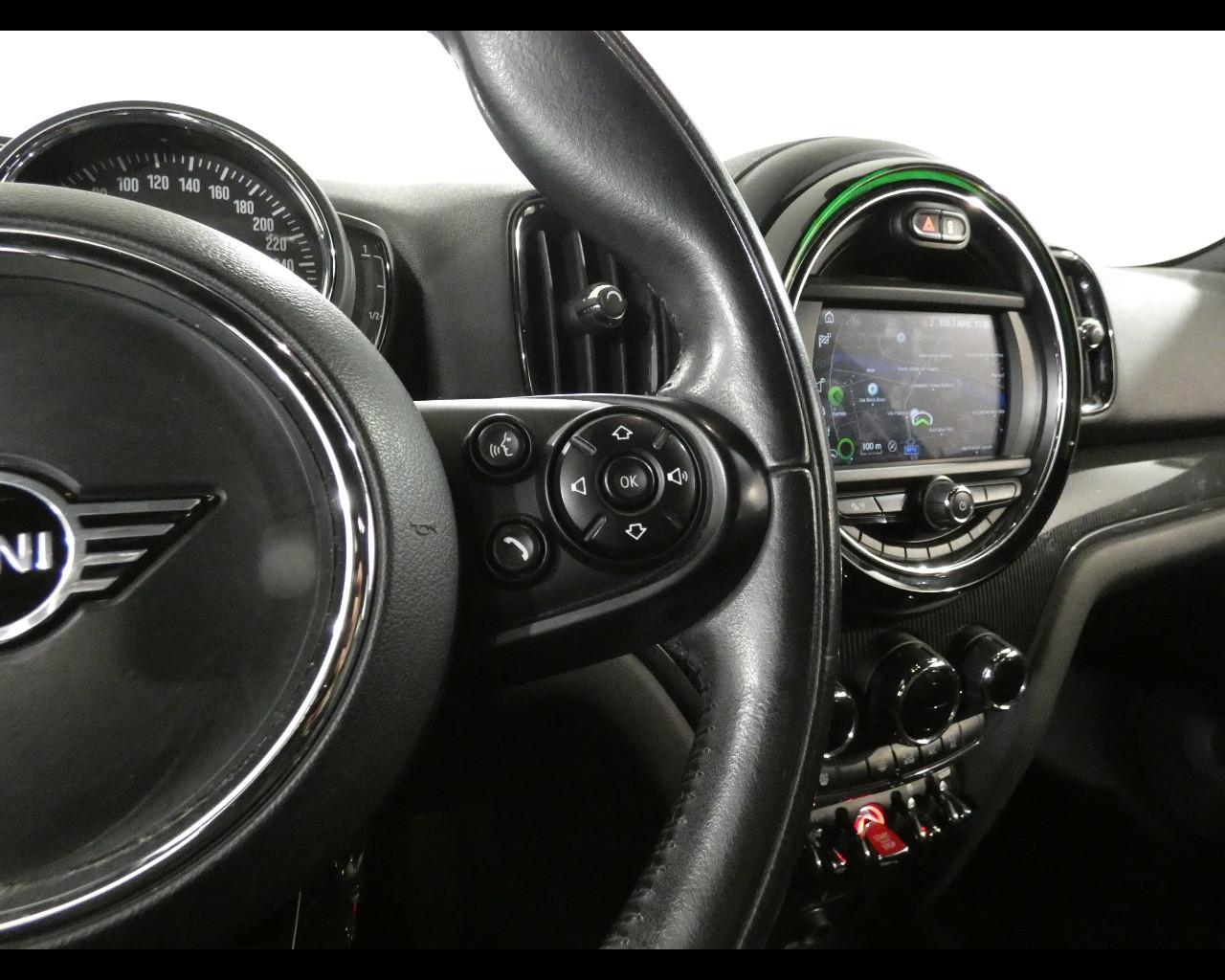 MINI Mini Countrym.(F60) - Mini 2.0 Cooper D Hype Countryman