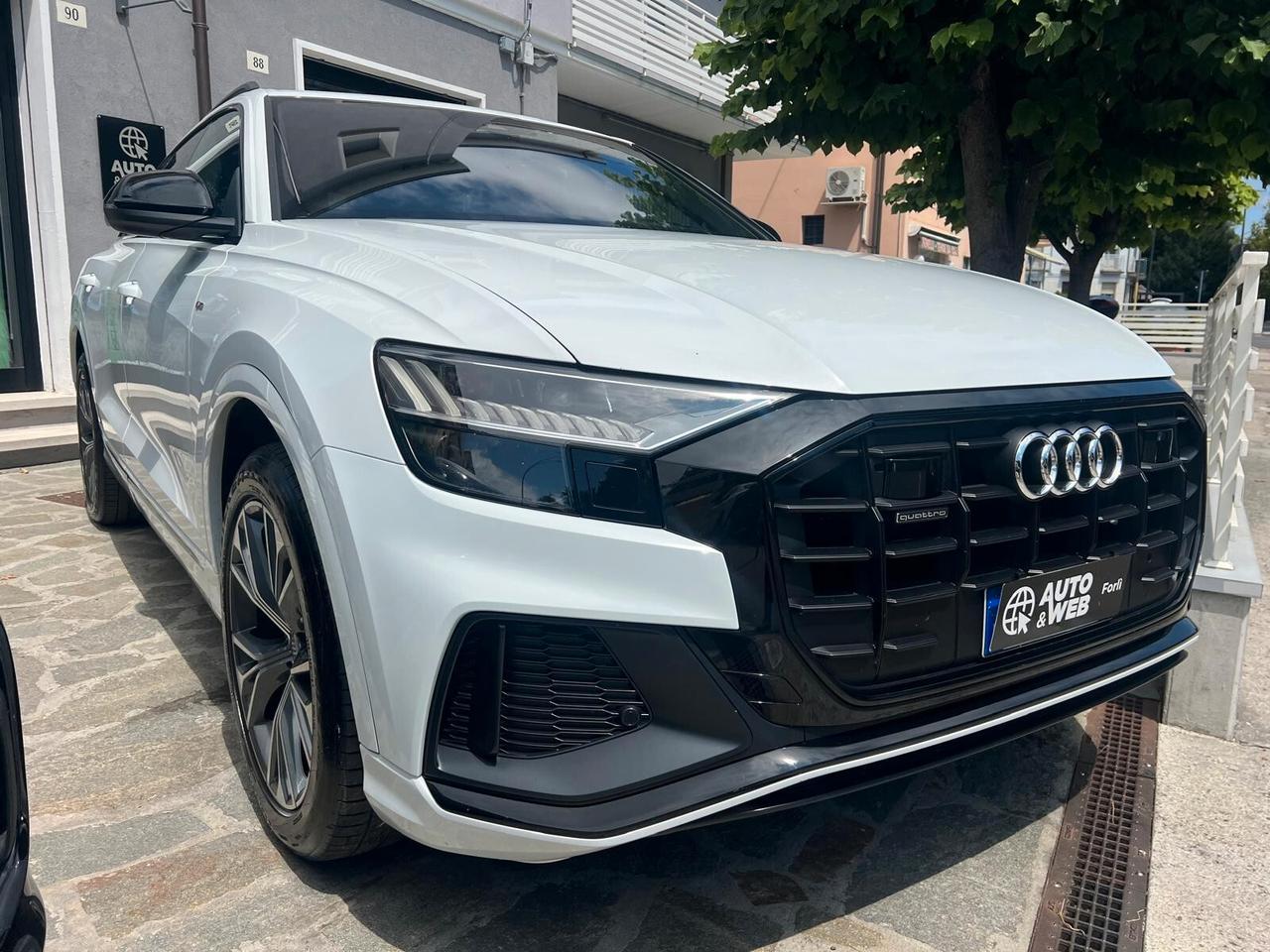 AUDI Q8 50 TDI 286cv QUATTRO TIPTRONIC SPORT