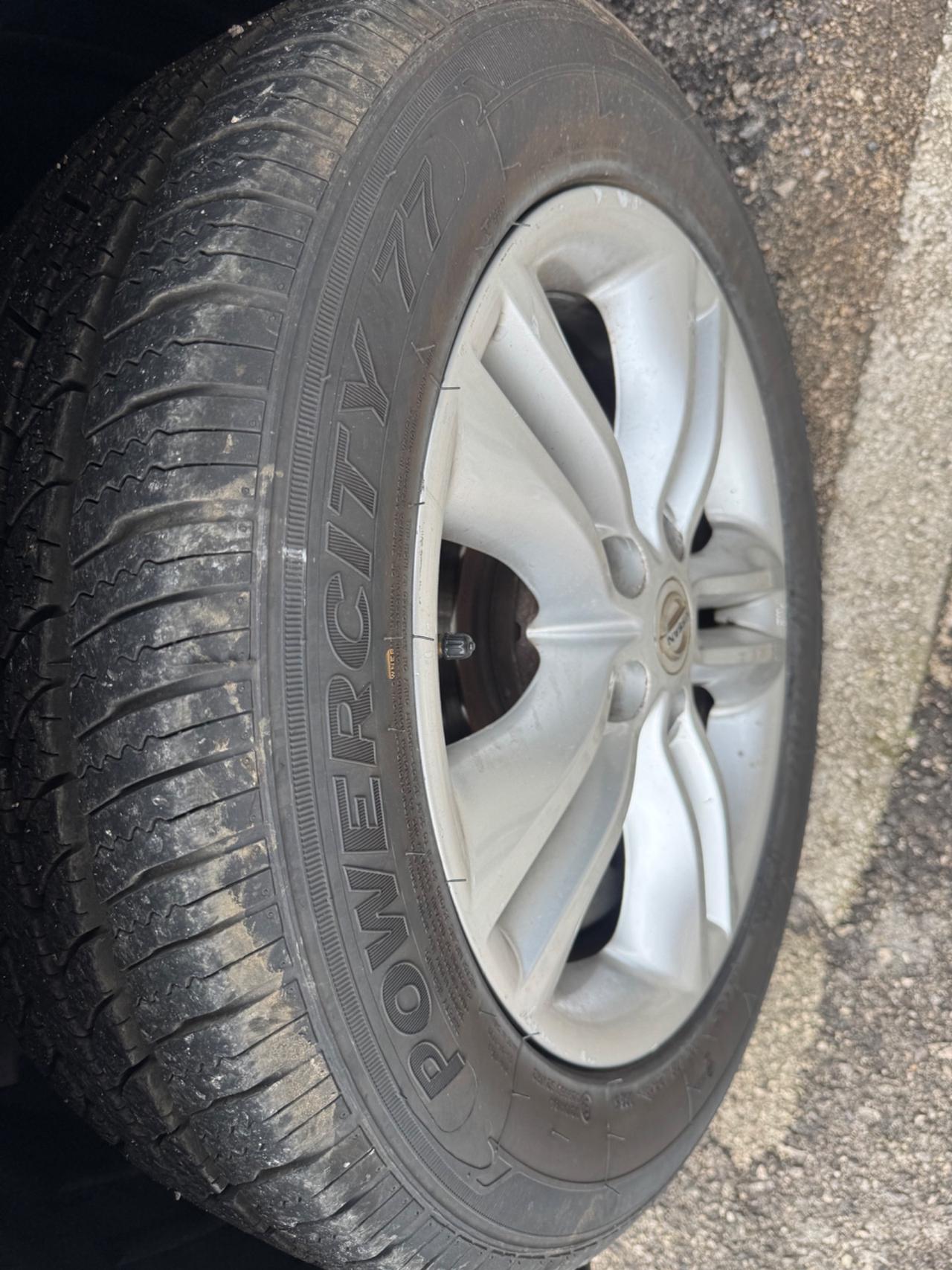 Nissan Qashqai Qashqai+2 2.0 dCi DPF Tekna