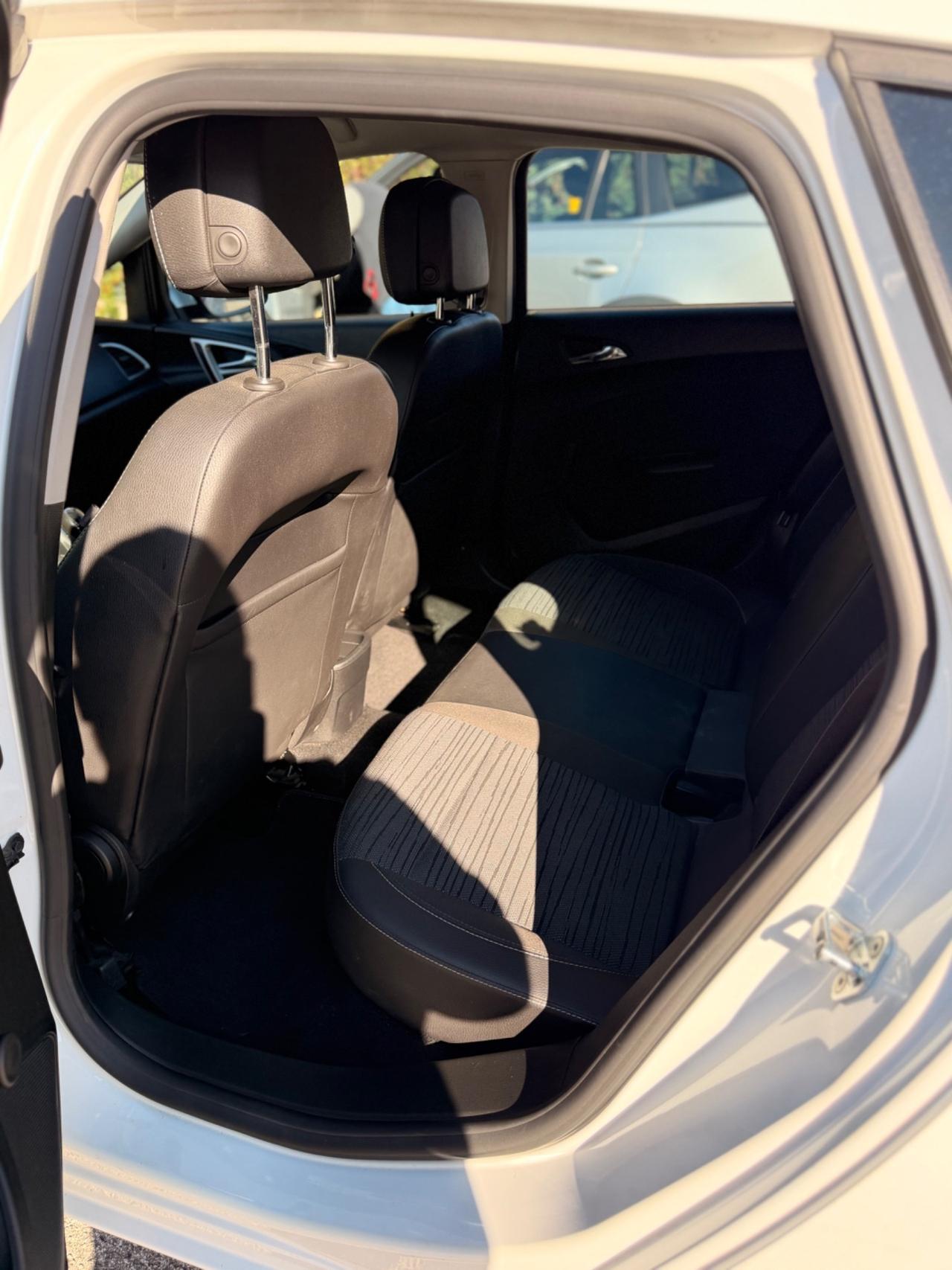Opel Astra 1.6 CDTI euro6 Neopatentati €2850