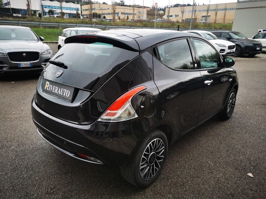 LANCIA Ypsilon 3ª serie Ypsilon 1.2 69 CV 5 po...