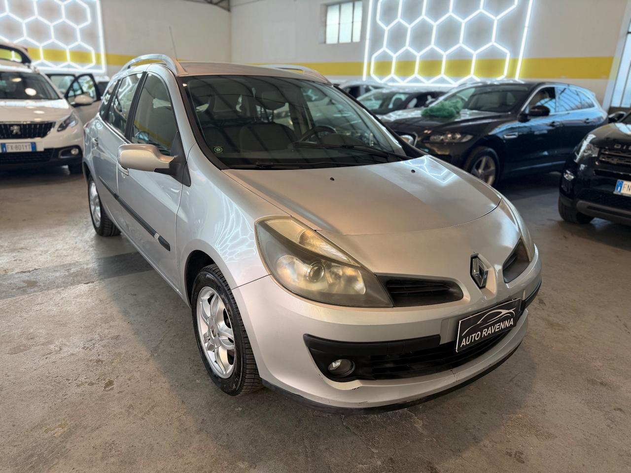 Renault Clio 1.2 16V SporTour Dynamique Neopatentati