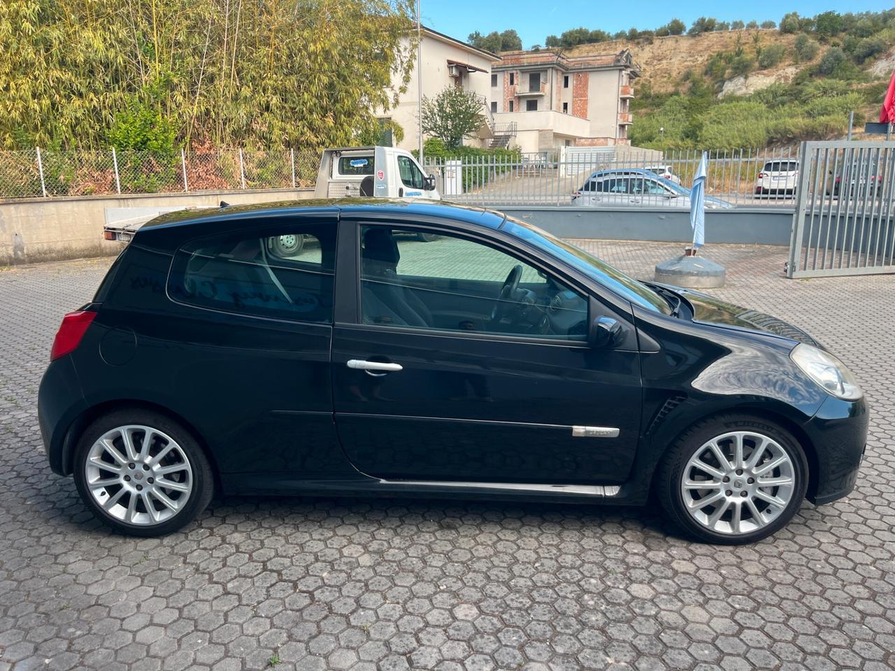 Renault Clio RS 2.0 16V 200CV 3 porte