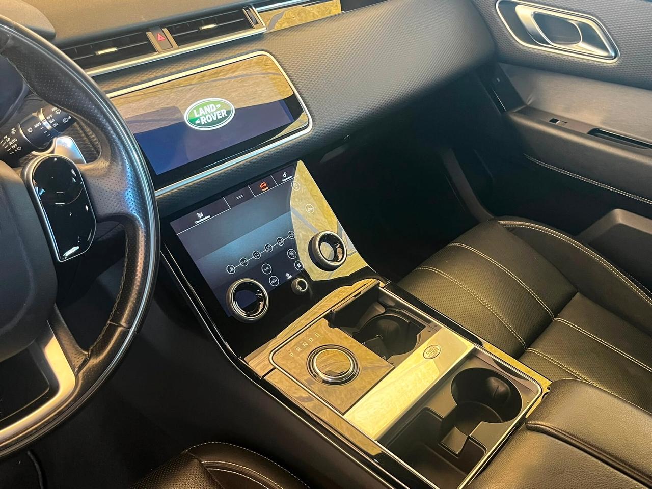 Land Rover Range Velar 2.0D I4 240 CV R-Dynamic S