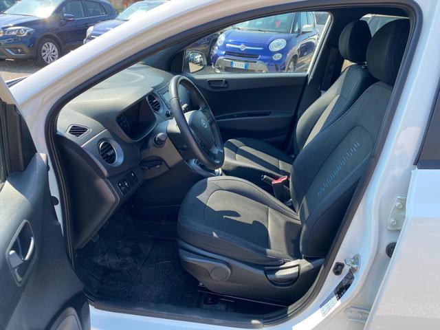 HYUNDAI i10 1.0 MPI Go!