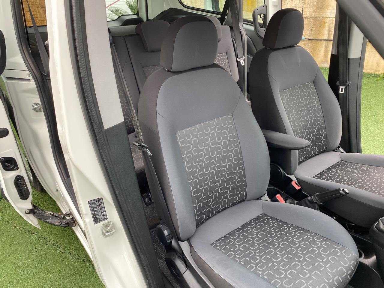 Fiat Doblo 1.6 Diesel Maxi Porte Posteriore