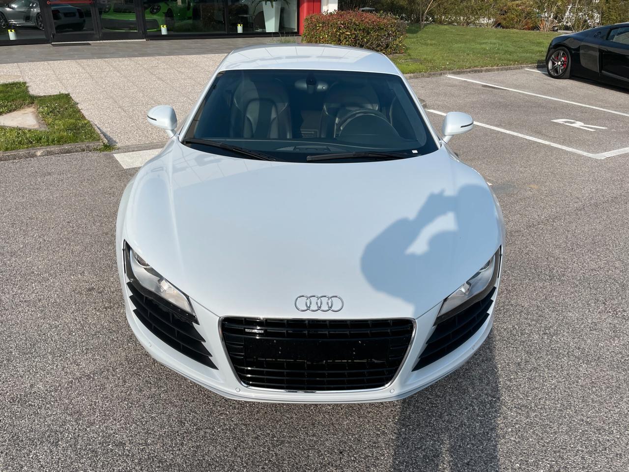 Audi R8 4.2 V8 FSI quattro