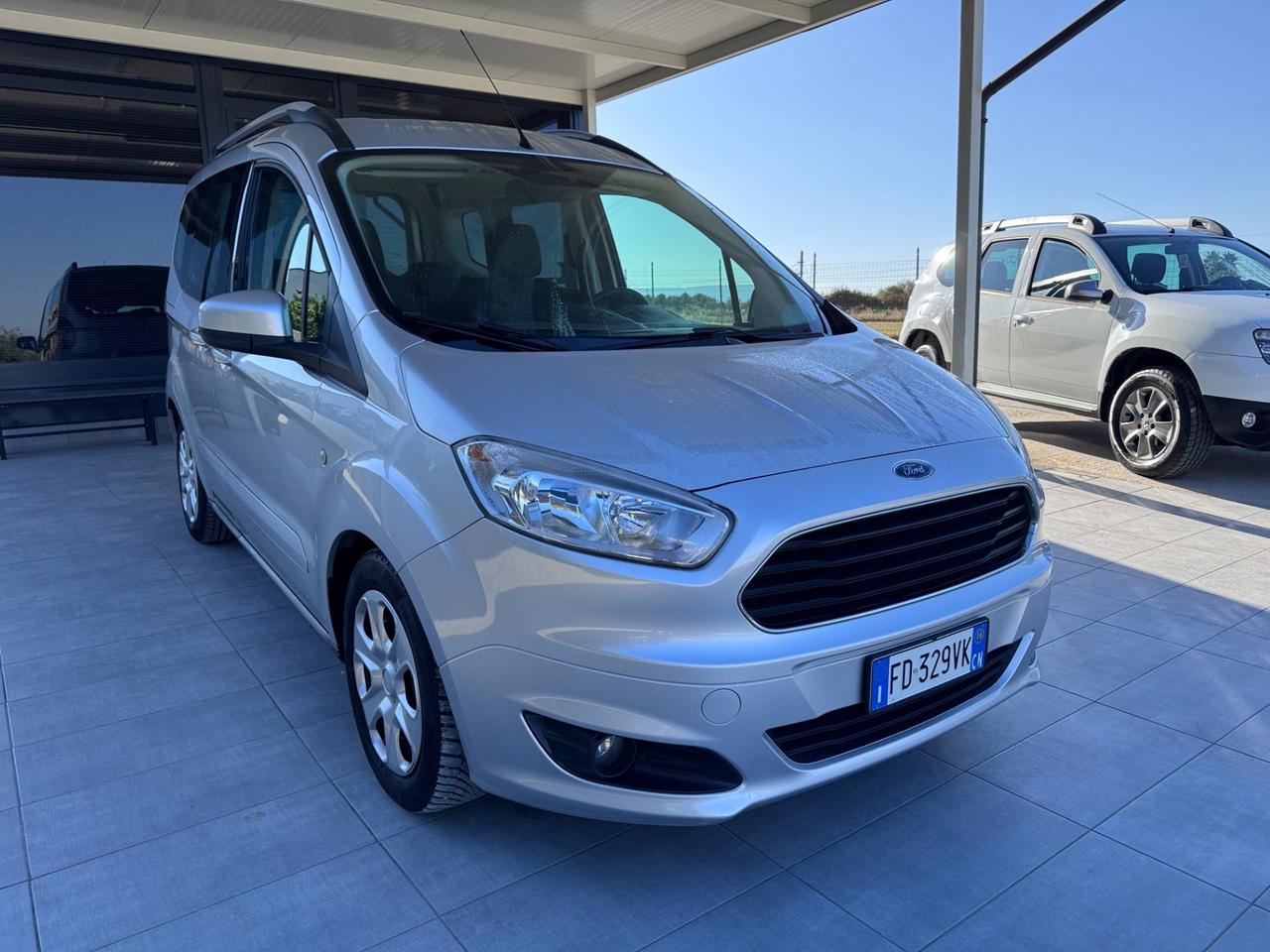 Ford Tourneo Courier 1.5 TDCI 95 CV Plus