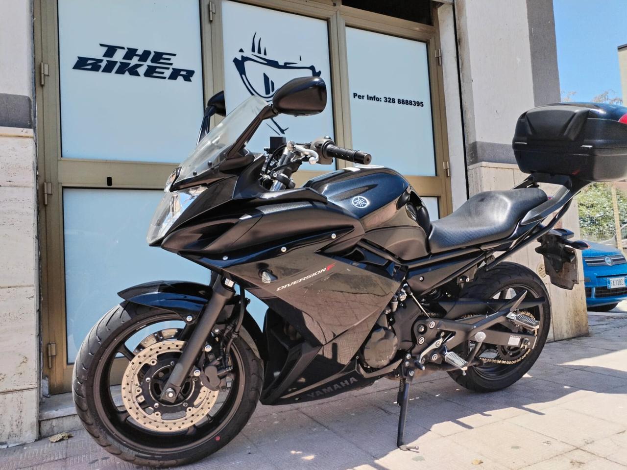 Yamaha XJ6 diversion doppia configurazione