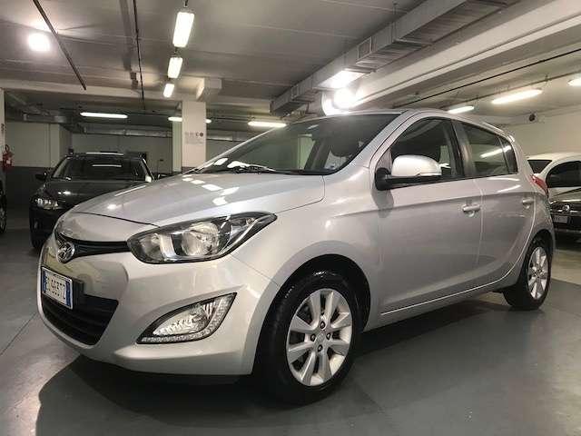 Hyundai i20 i20 I 2012 5p 1.1 crdi Sound Edition