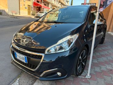 Peugeot 208 PureTech 82 Stop&Start 5 porte Signature