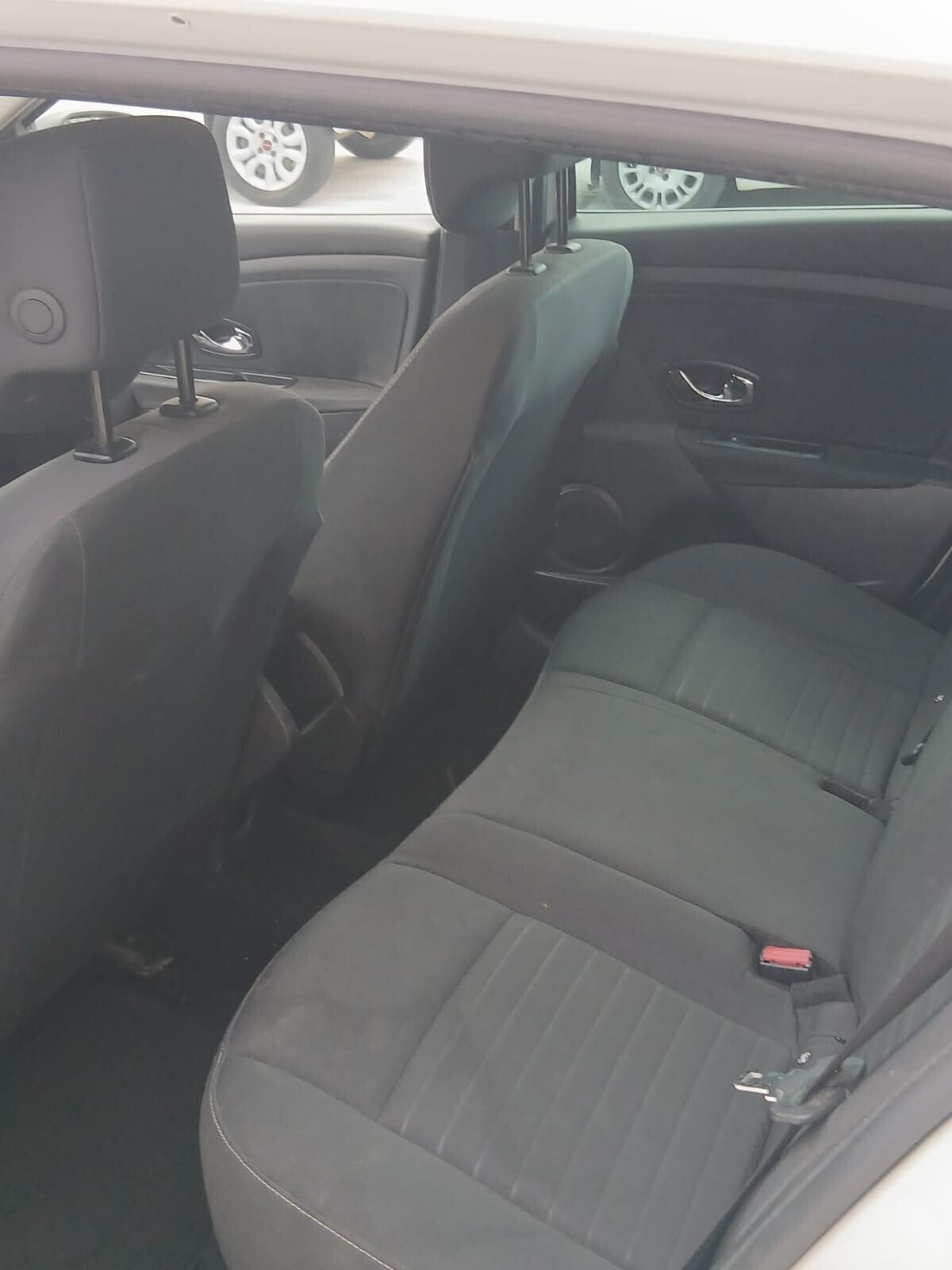 Renault Megane Mégane 1.5 dCi 110CV SporTour Wave