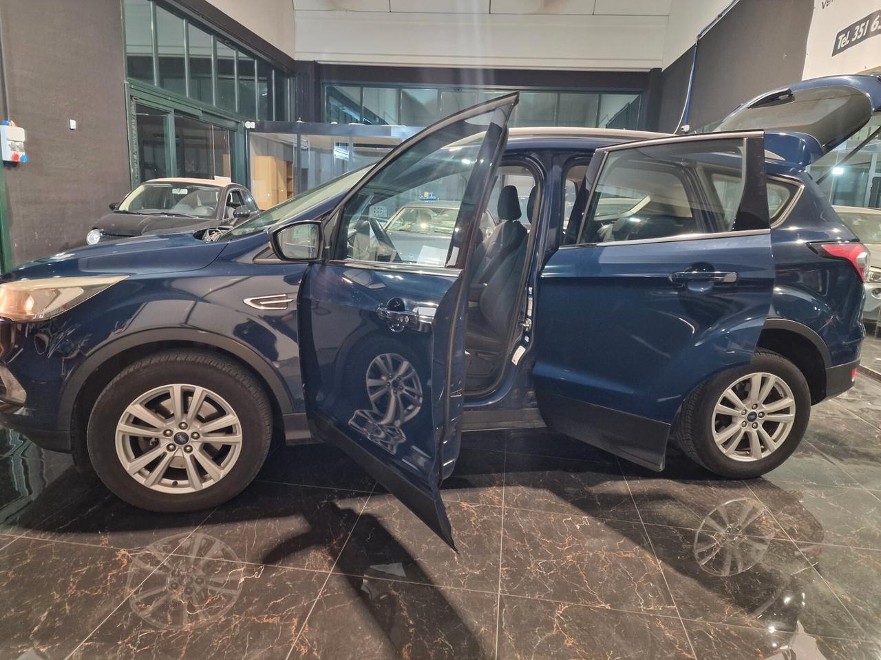 Ford Kuga 1.5 TDCI 120 CV S&S 2WD ST-Line Business