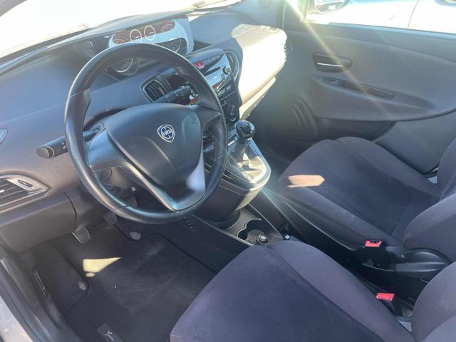 LANCIA Ypsilon 1.2 69 CV 5 porte S&S Silver