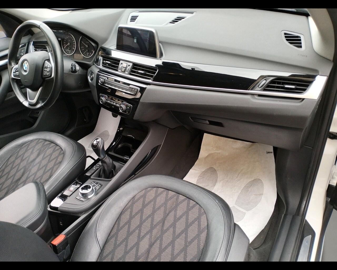 BMW X1 (F48) X1 sDrive16d xLine