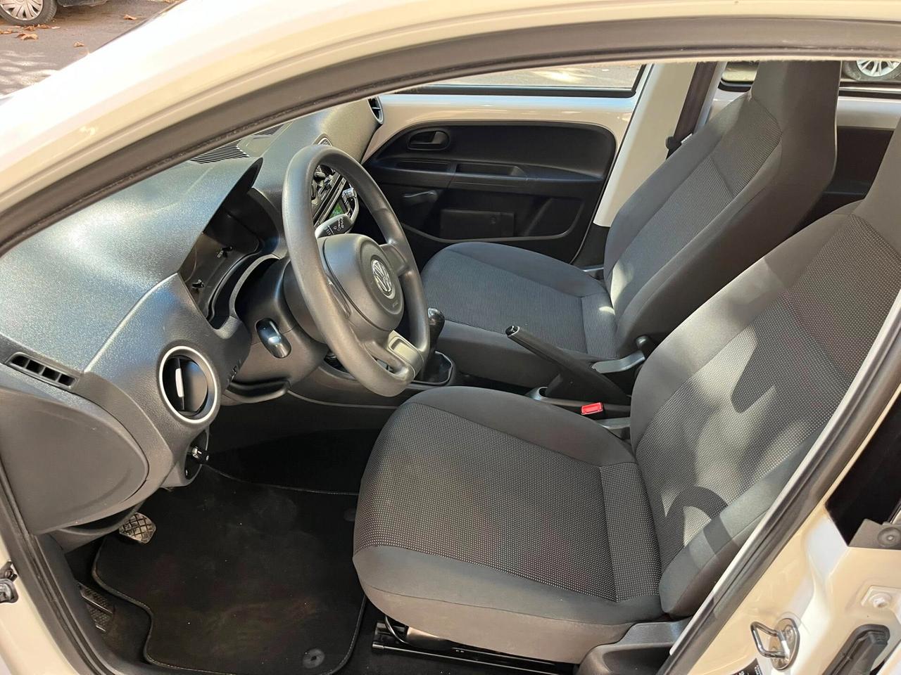 Volkswagen up! 1.0 75 CV 5p. move