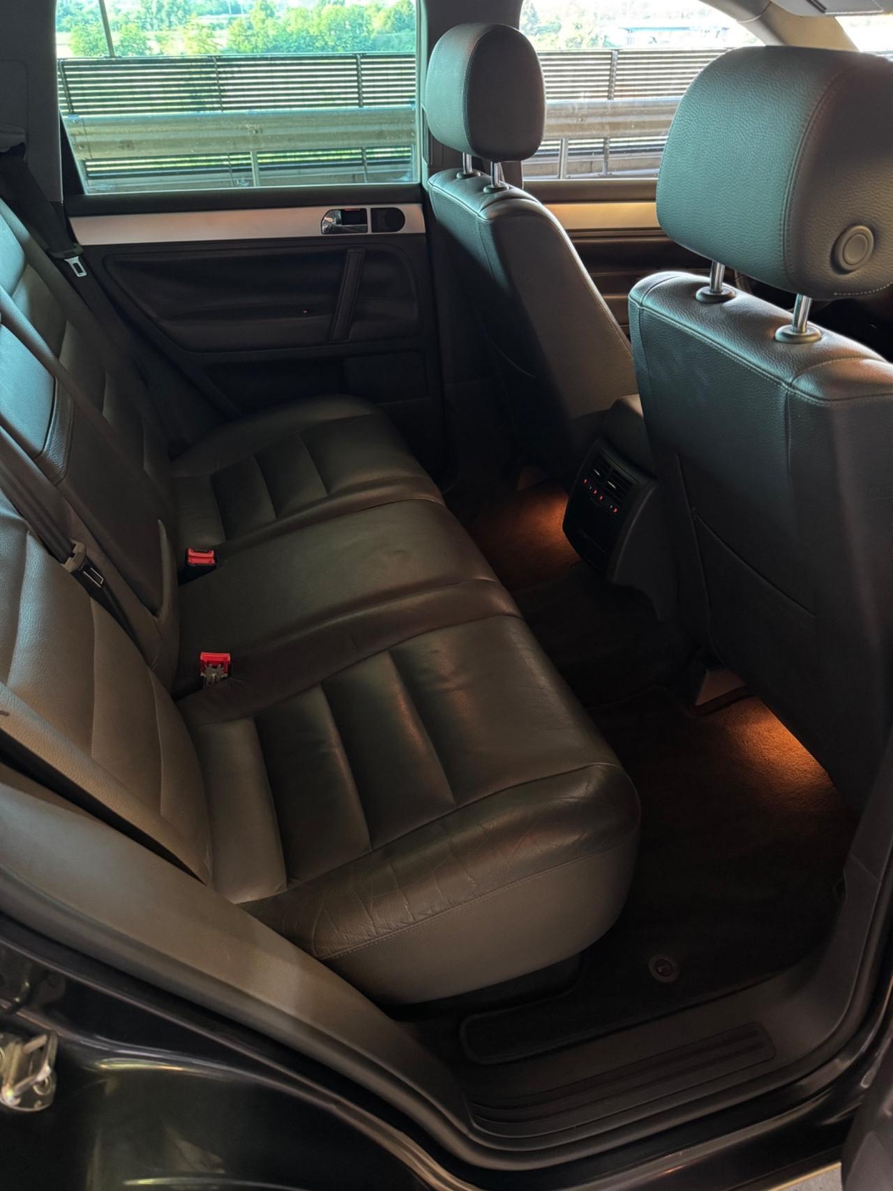 Volkswagen Touareg 2.5 R5 TDI 4x4