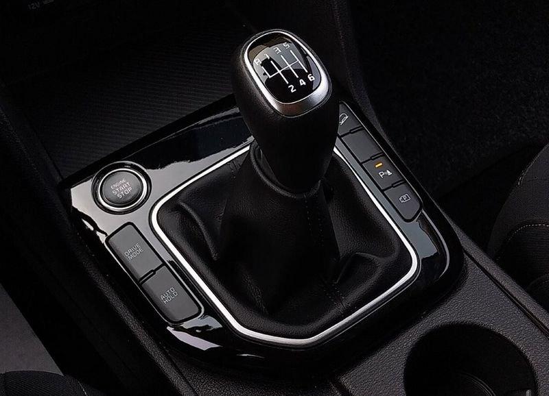 Kia Sportage 1.6 CRDI MHEV STYLE 2WD