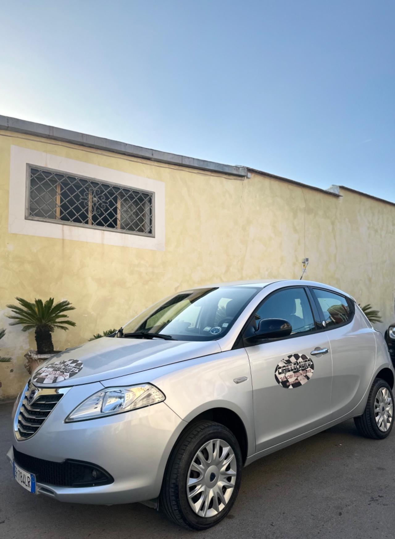 Lancia Ypsilon 0.9 Natural Power