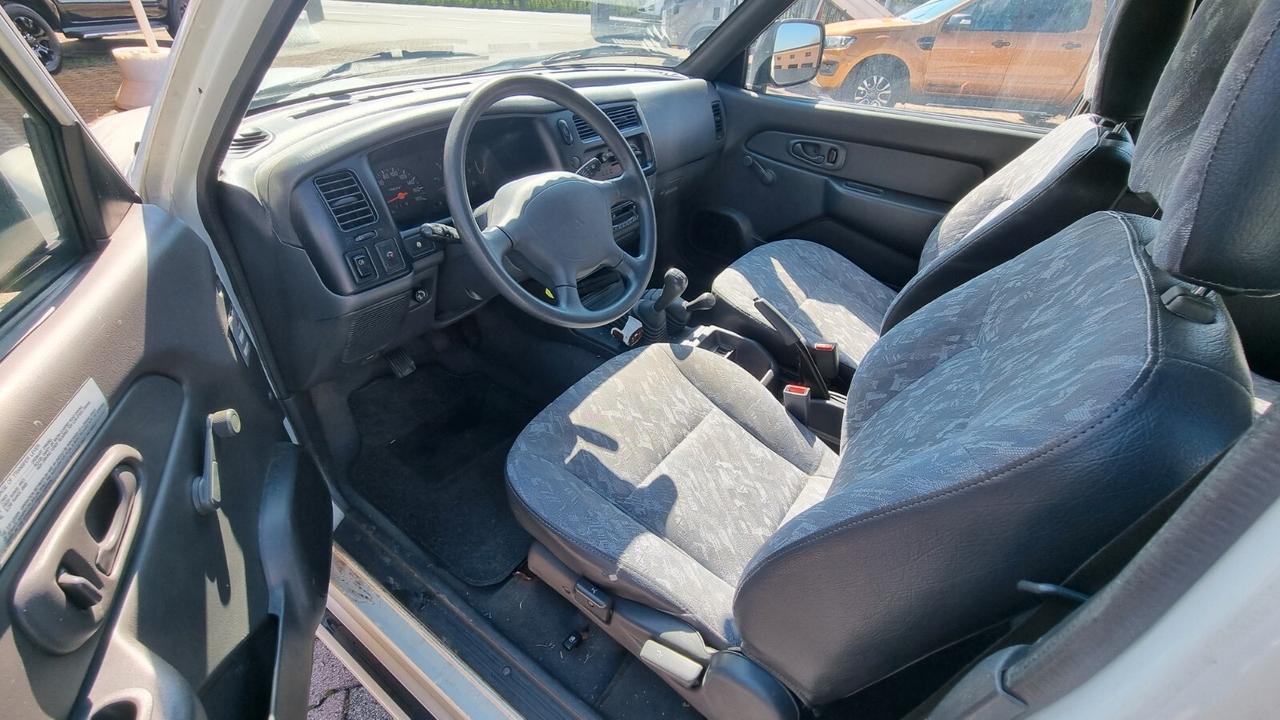 Mitsubishi L200 2.5TDI 4WD Cassone LUNGO