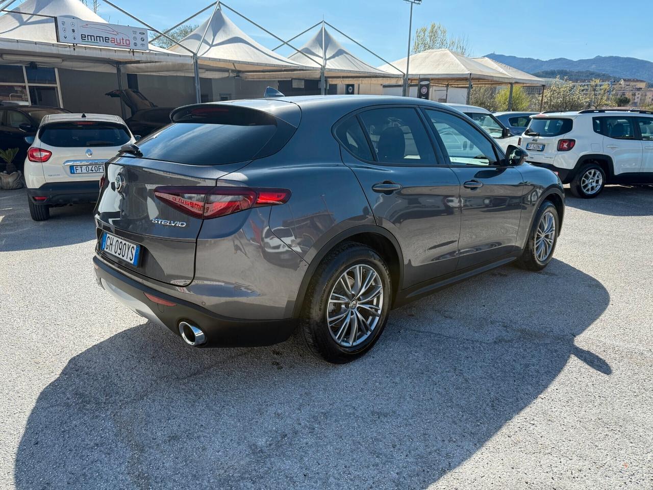 Alfa Romeo Stelvio 2.2 Turbodiesel 160 CV AT8 RWD Super Business