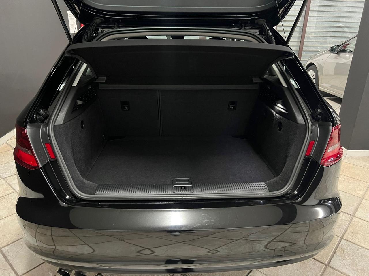 AUDI A3 SPB 2.0 TDI (150) Stronic Ambition 2015