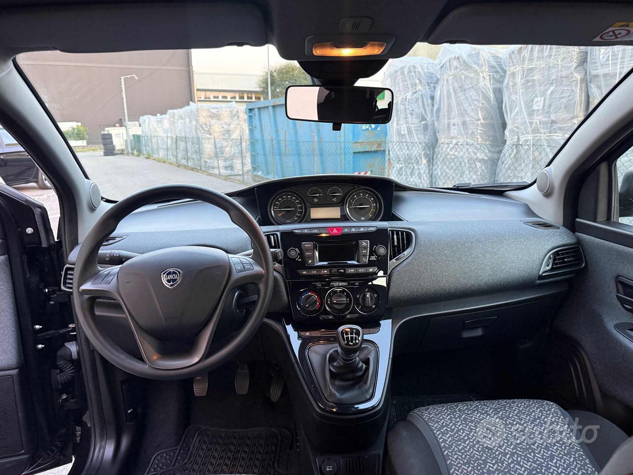 LANCIA Ypsilon 1.0 FireFly 5 porte S&S Hybrid Si
