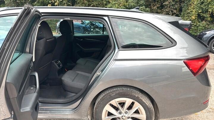 Skoda Octavia 2.0 TDI EVO SCR DSG Wagon Executive