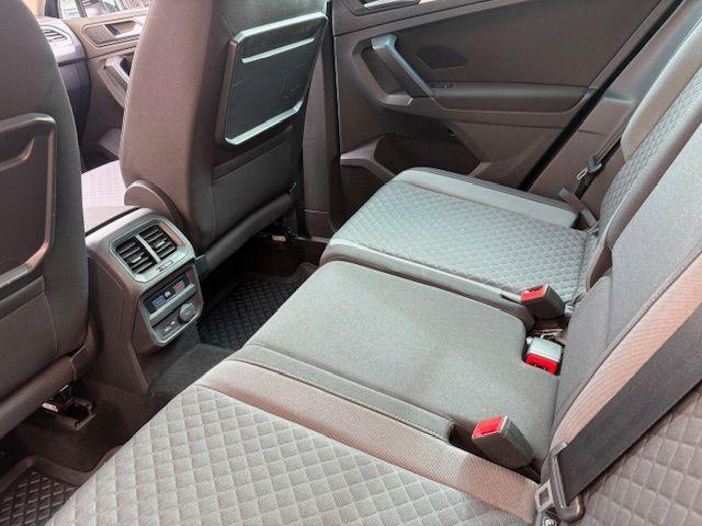 VOLKSWAGEN Tiguan 1.5 TSI 150 CV DSG R-LINE BlueMotion Technology