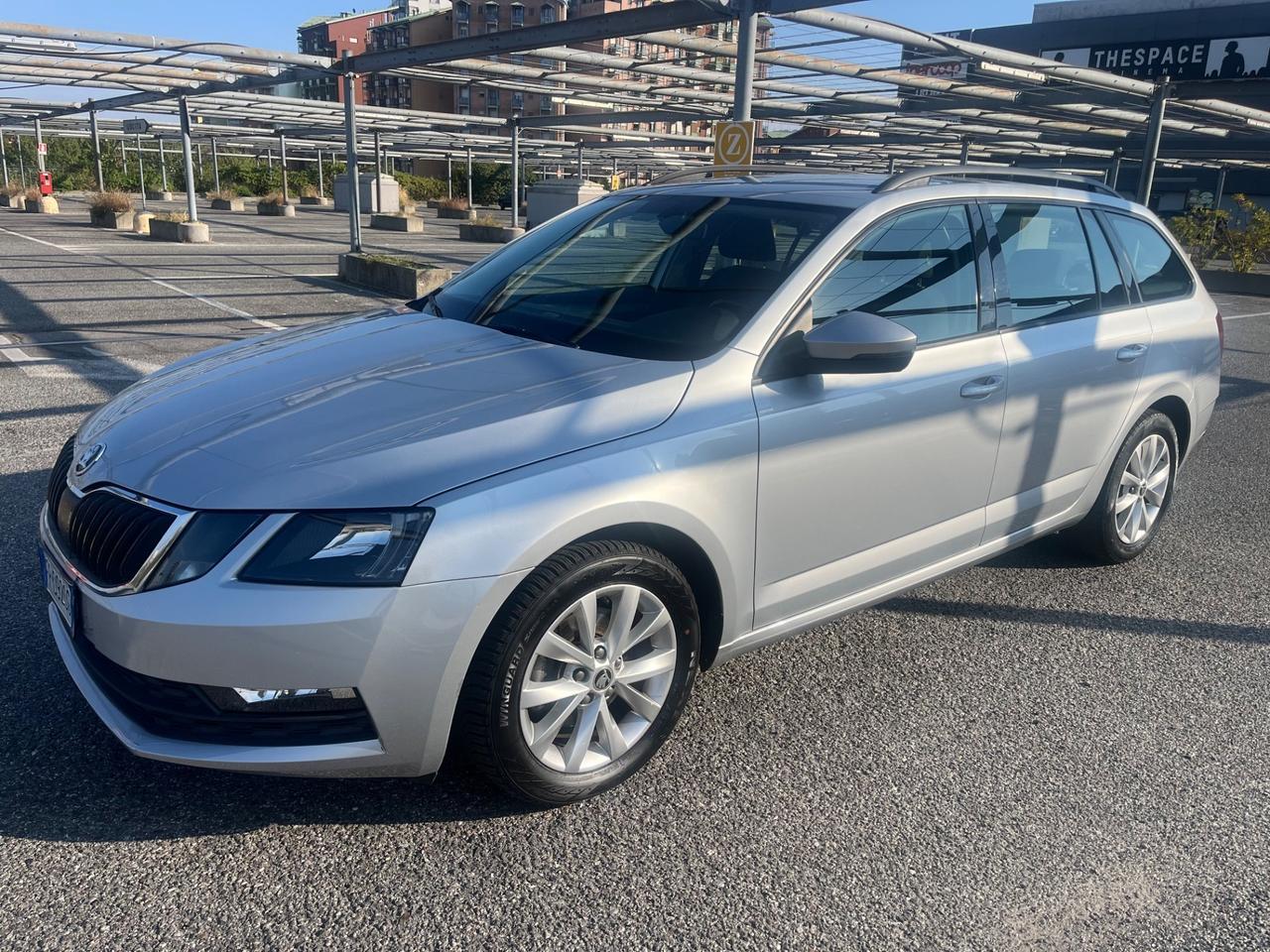 Skoda Octavia 1.0 TSI Wagon Executive