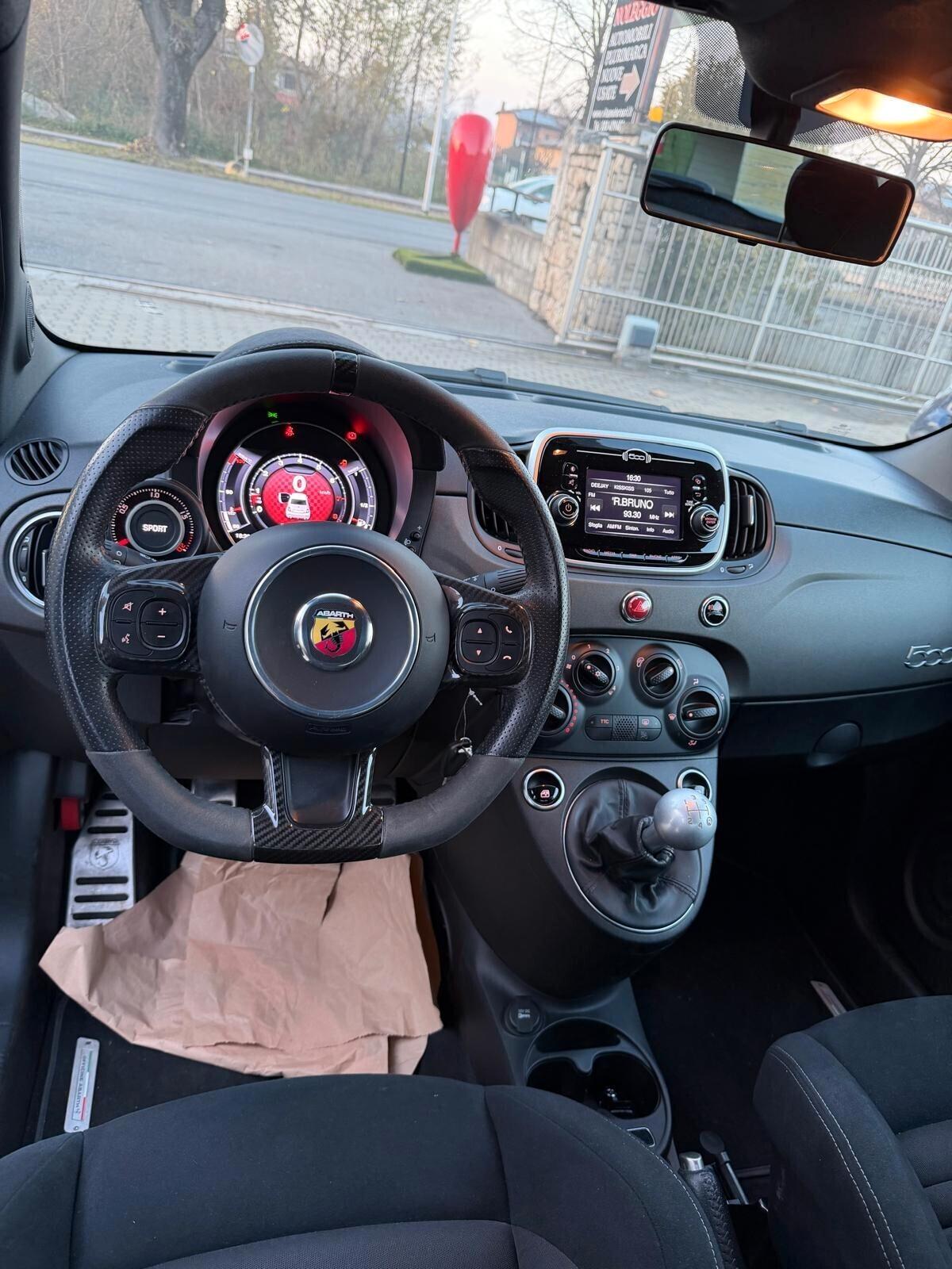 Abarth 595 1.4 Turbo T-Jet 180 CV Competizione