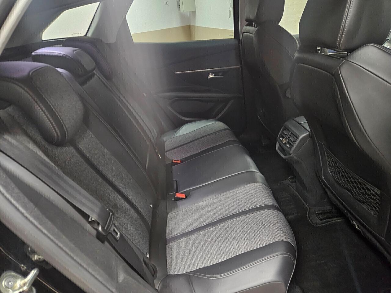 Peugeot 3008 BlueHDi 130 S&S Allure