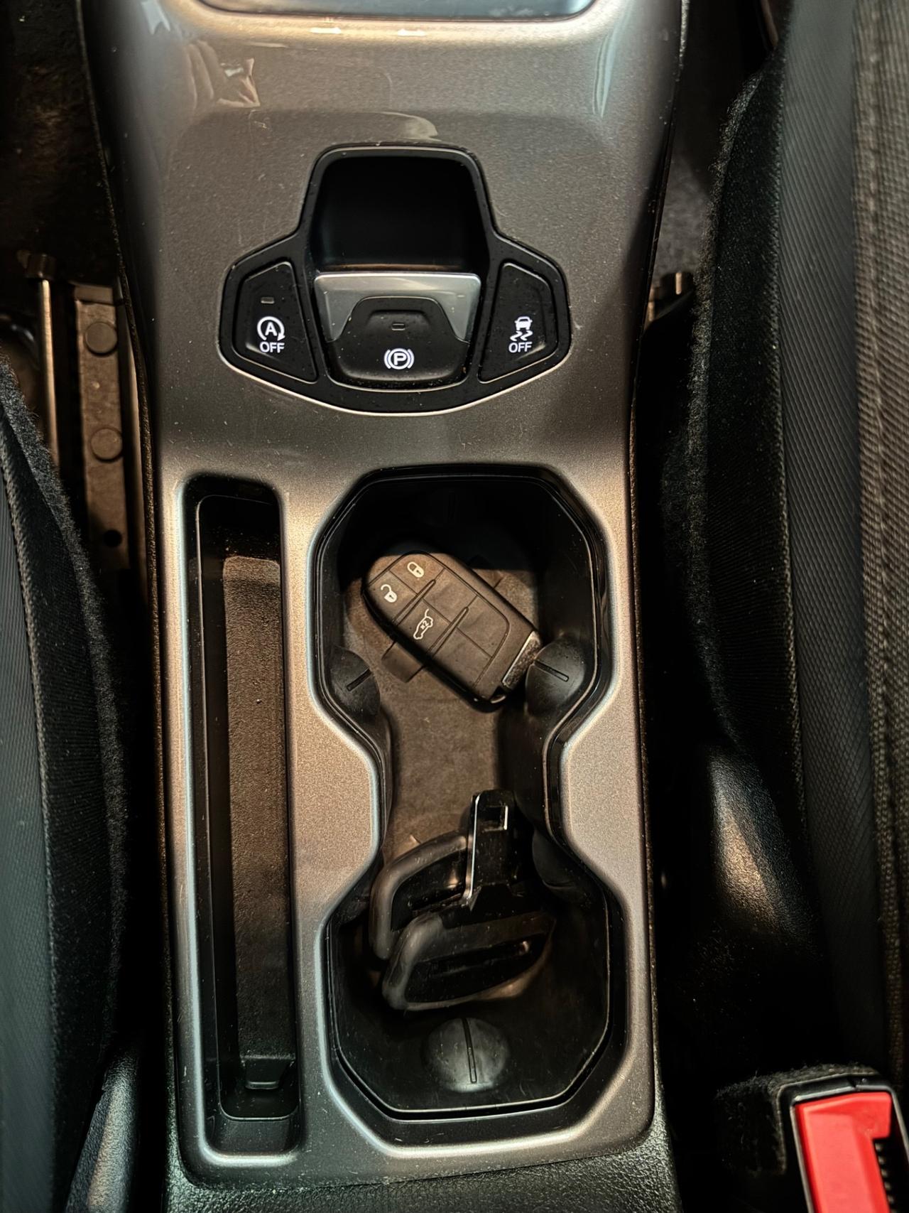 Jeep Renegade 1.3 T4 DDCT S