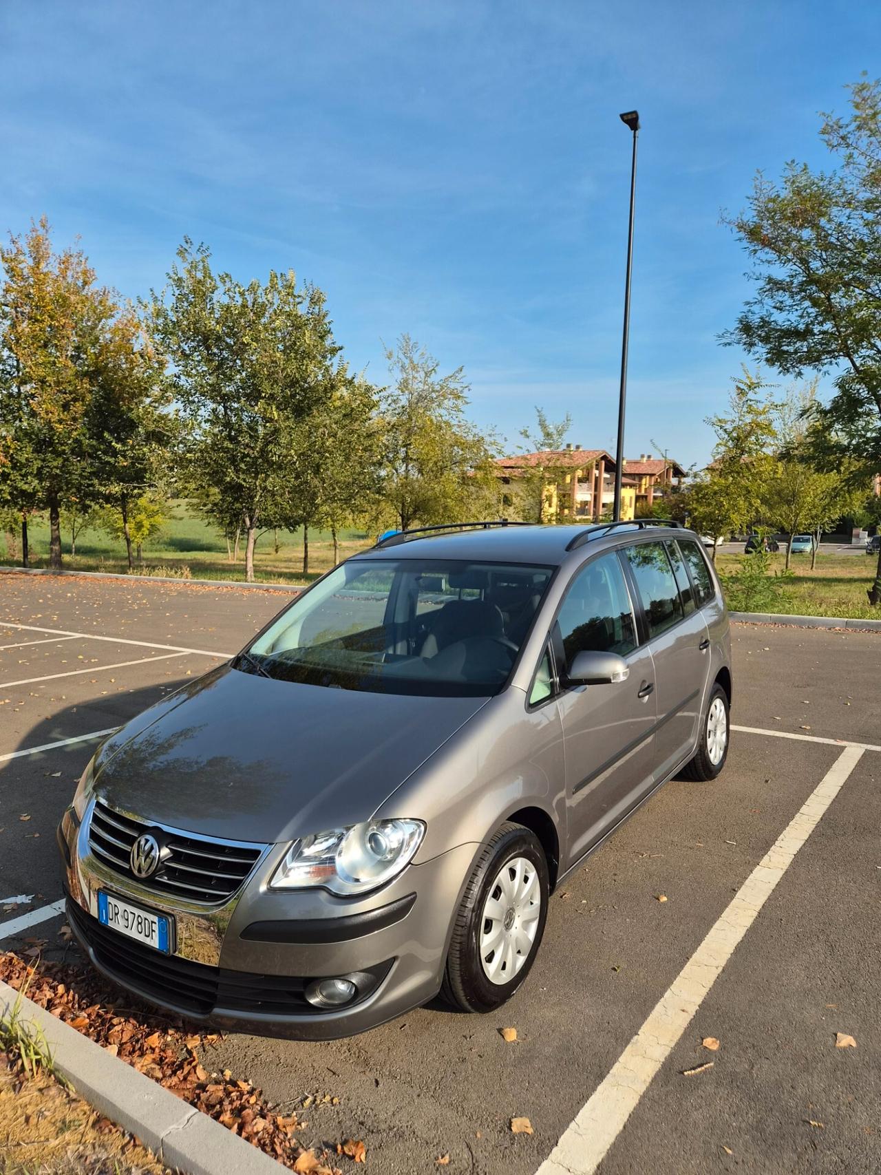 Volkswagen Touran 1.6 BENZINA 7 POSTI