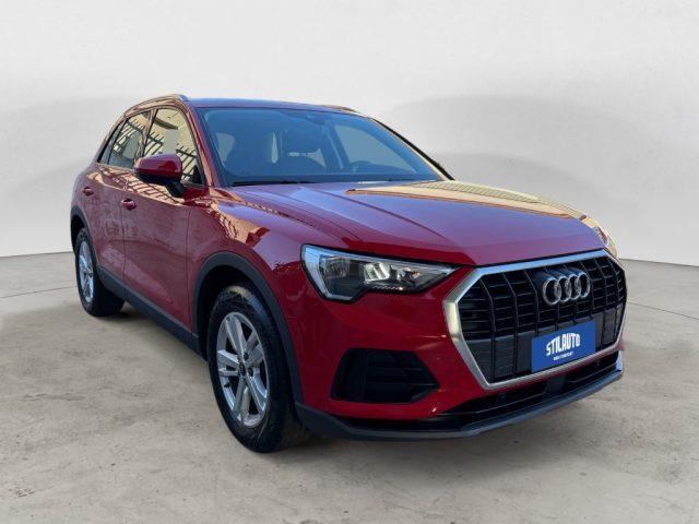 AUDI Q3 35 TDI S tronic Business