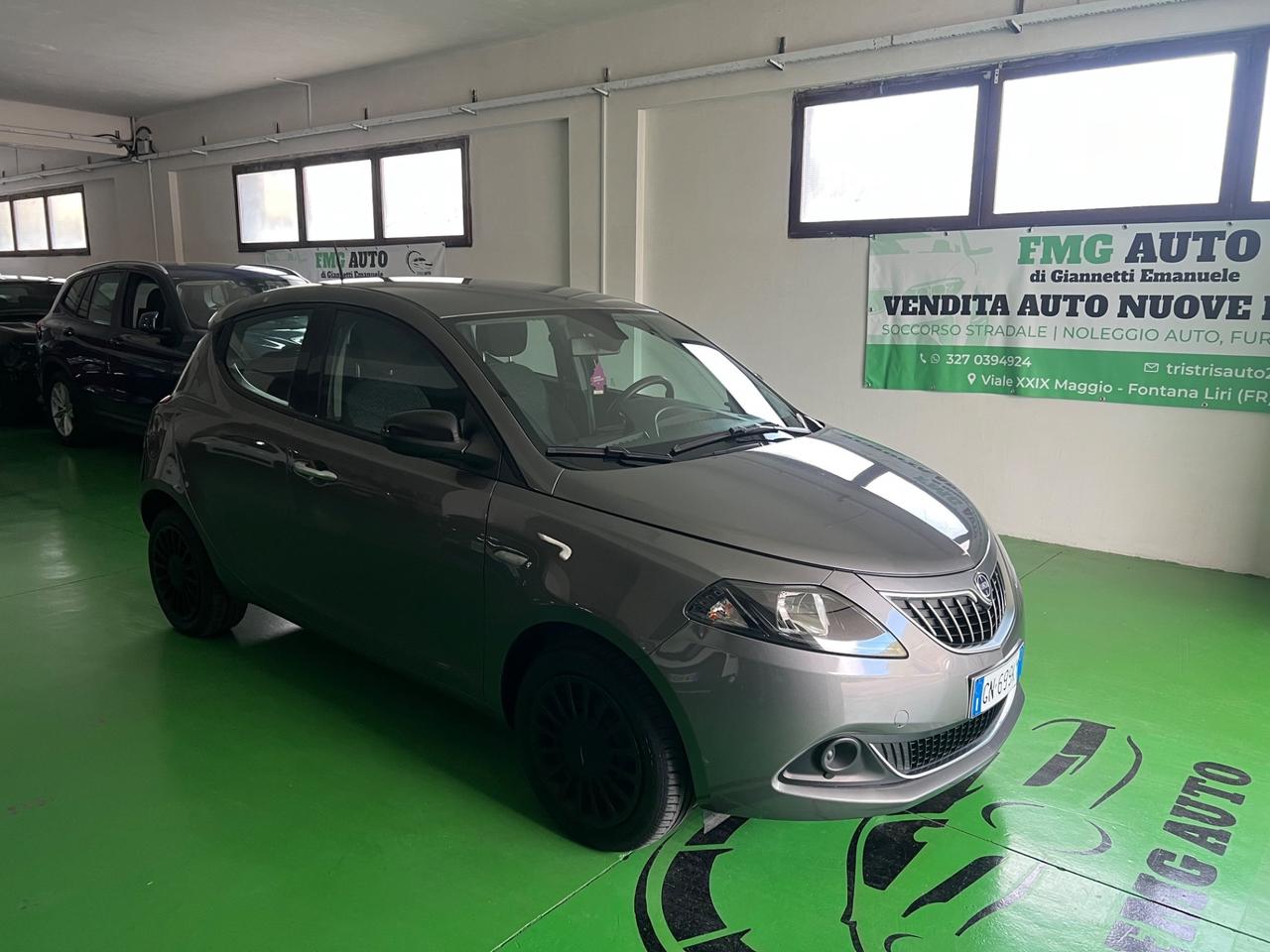 Lancia Ypsilon 1.2 69 CV 5 porte GPL Silver