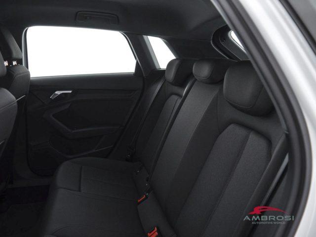 AUDI A3 30 TDI S tronic Business Advanced