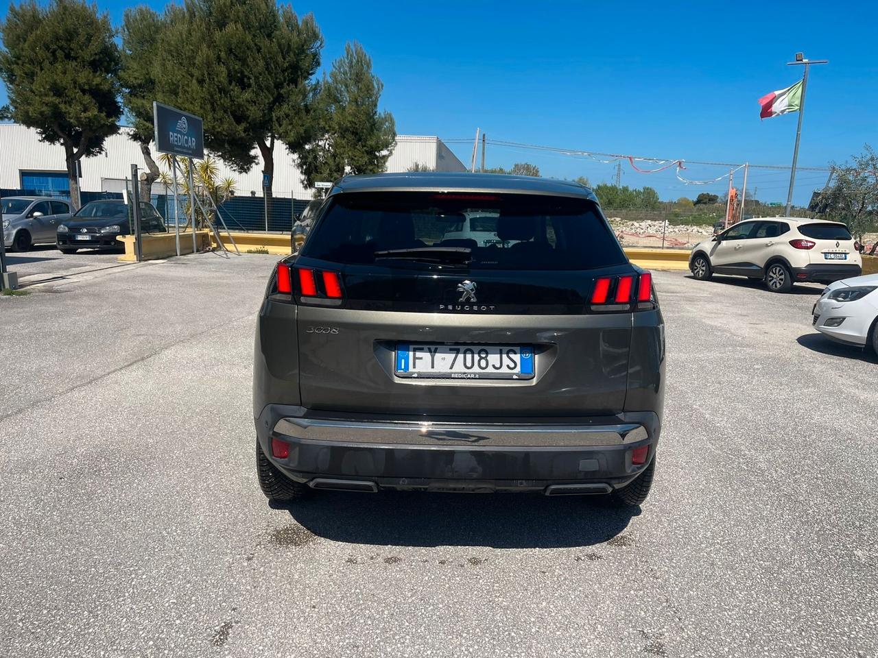 Peugeot 3008 BlueHDi 130 S&S EAT8 Allure