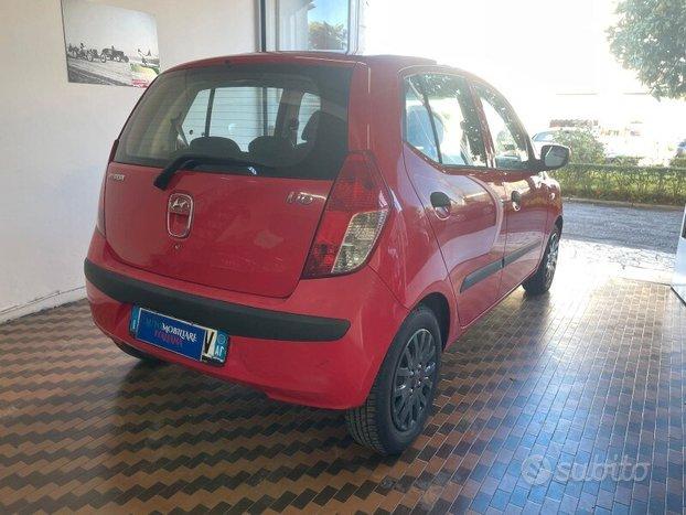 HYUNDAI i10 1 serie i10 1.1 12V Active