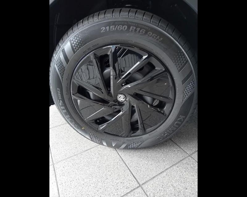 MG ZS NEW 1.5L MT STD NEW ICE 1,5L MT5 STANDARD