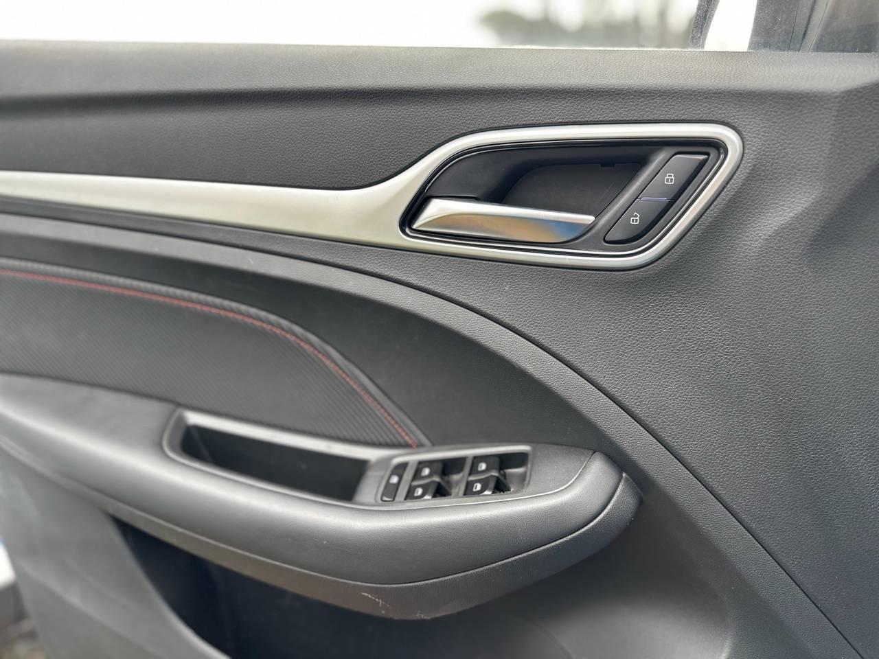 MG ZS 2021 - ZS 1.0 Luxury